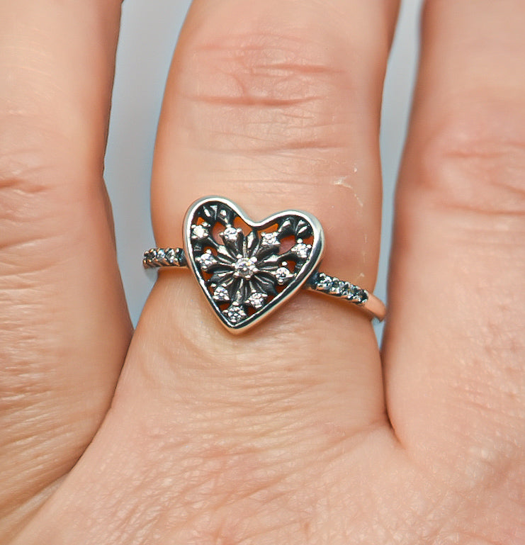 Pandora Heart of Winter Ring (Retired)