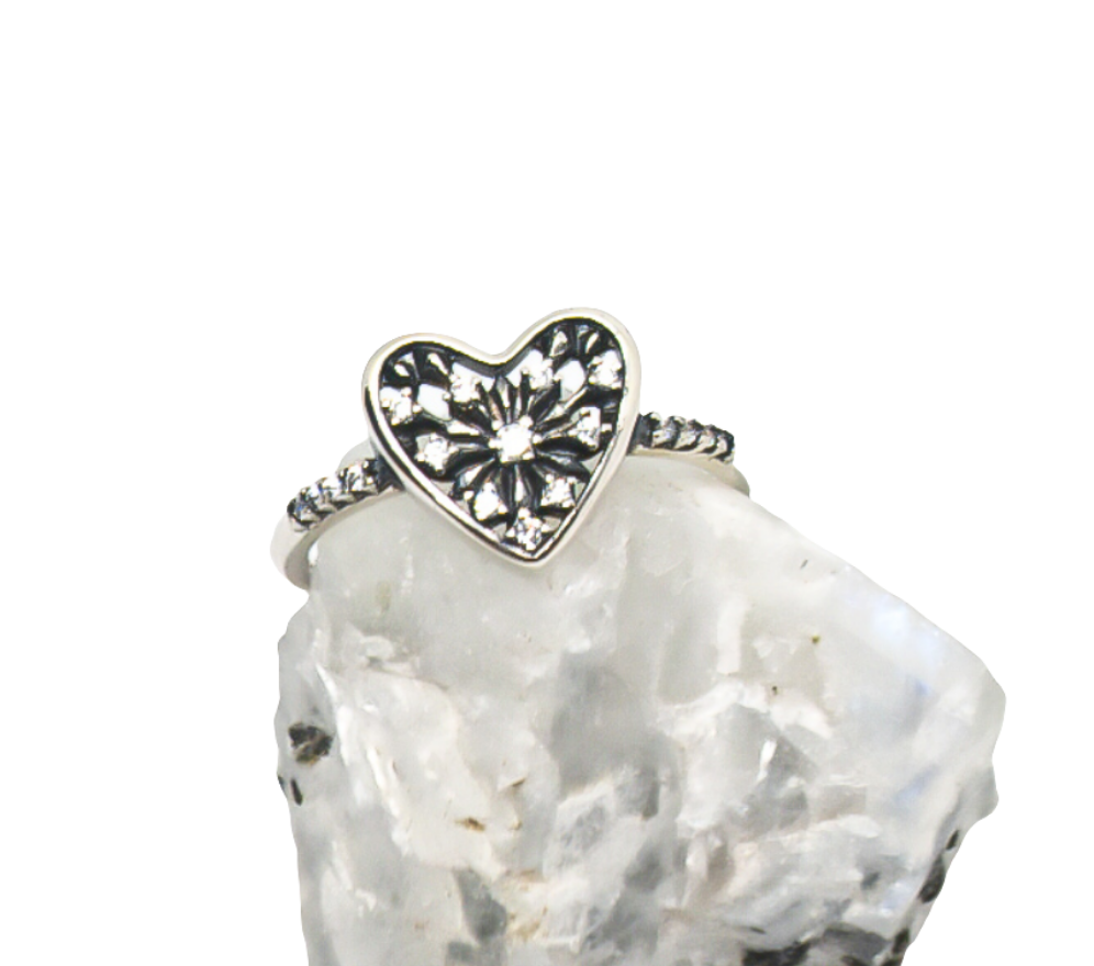 Pandora Heart of Winter Ring (Retired)