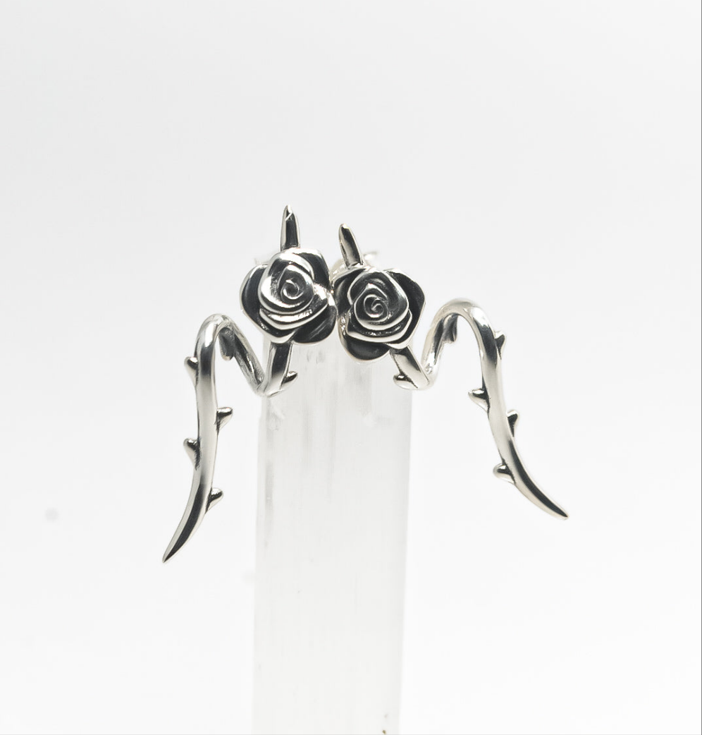 Pandora Rose in Bloom Curved Stud Earrings Sterlin Silver