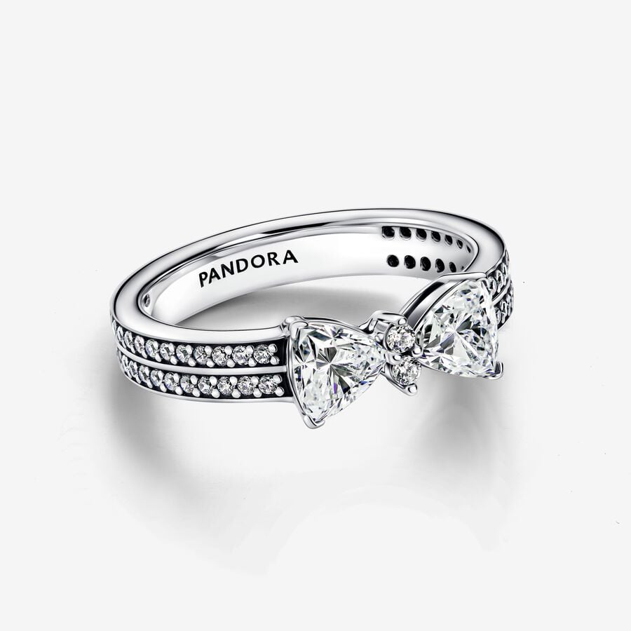 PANDORA Sparkling Bow  Ring