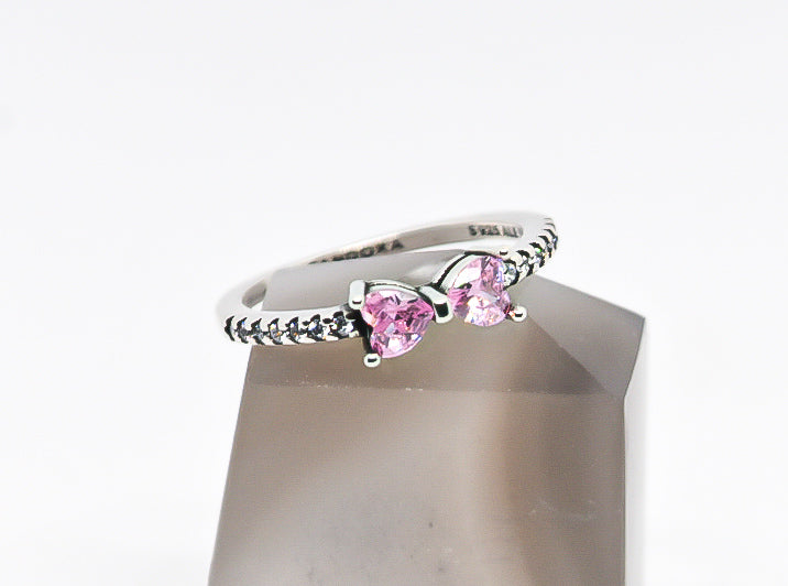 PANDORA Sparkling Pink Bow Ring