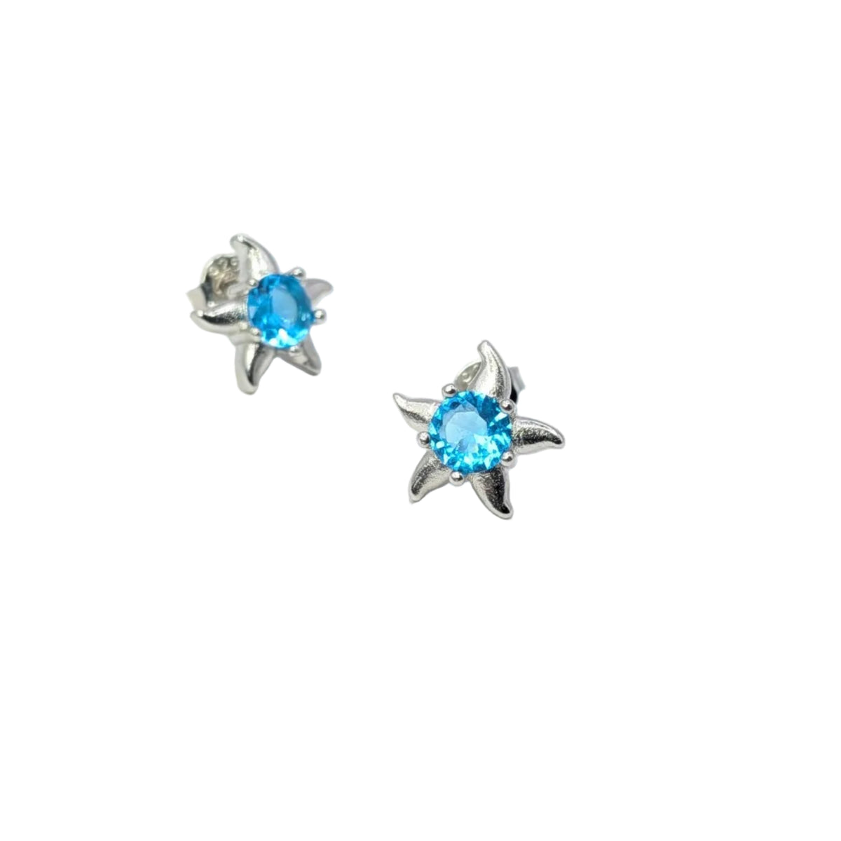 Sol & Sea The Shoreline Stud: Sterling Silver & Sapphire-Tone Starfish