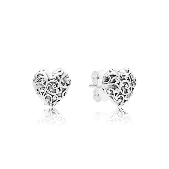 Pandora Regal heart retired stud earrings
