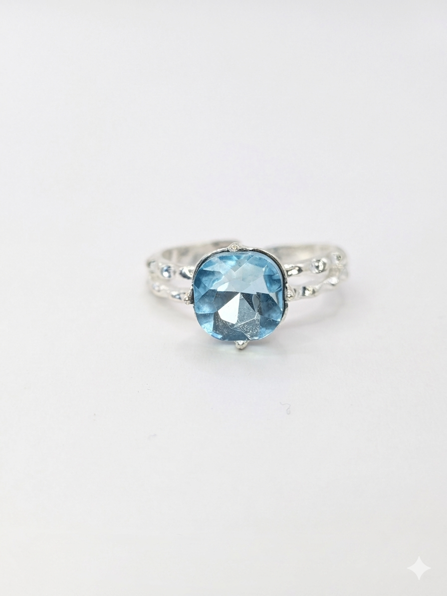 Sol & Sea: Azure Radiance Silver-Plated Solitaire statement ring